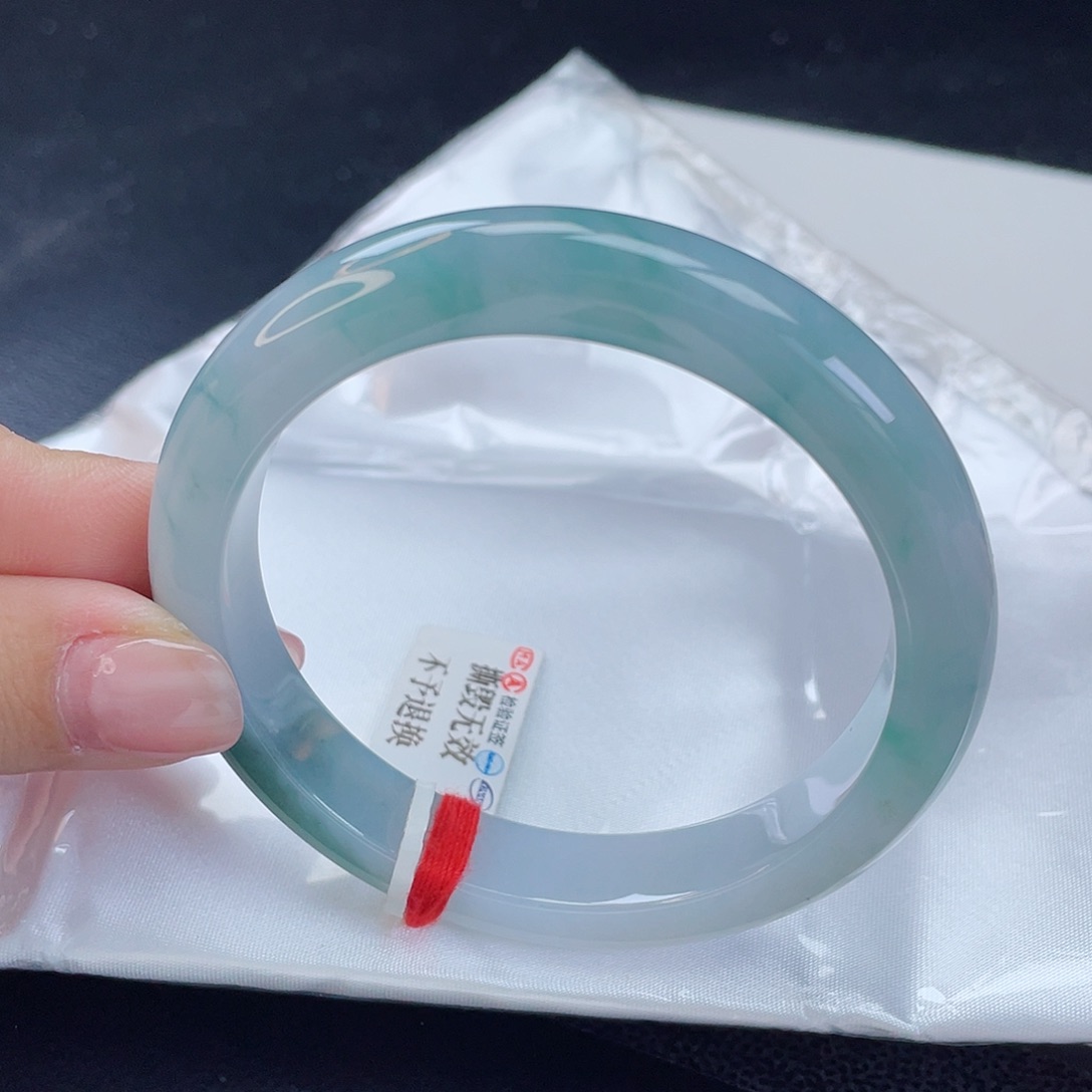 翡翠手镯未镶嵌翡翠3113