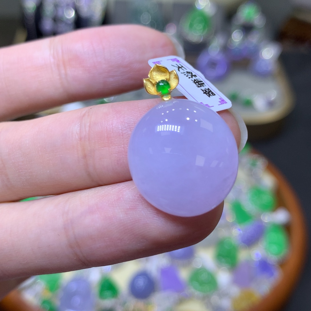【闪购商品】翡翠颈饰18K金镶嵌翡翠吊坠项链