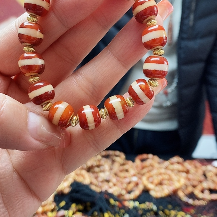 玛瑙/玉髓颈饰合金