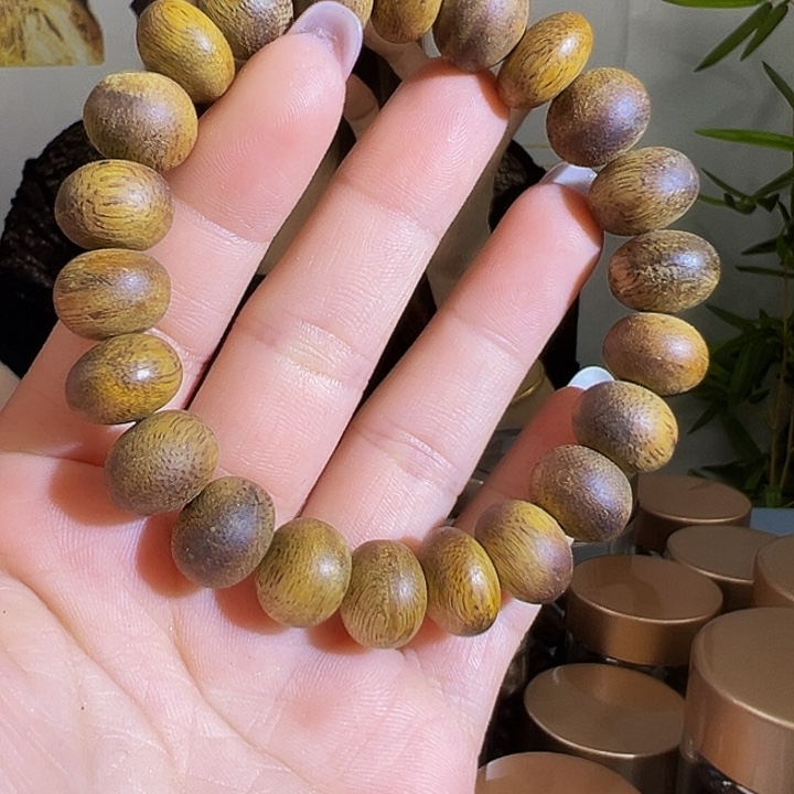 沉香沉香碎屑九九沉树丁虫漏单圈白棋11