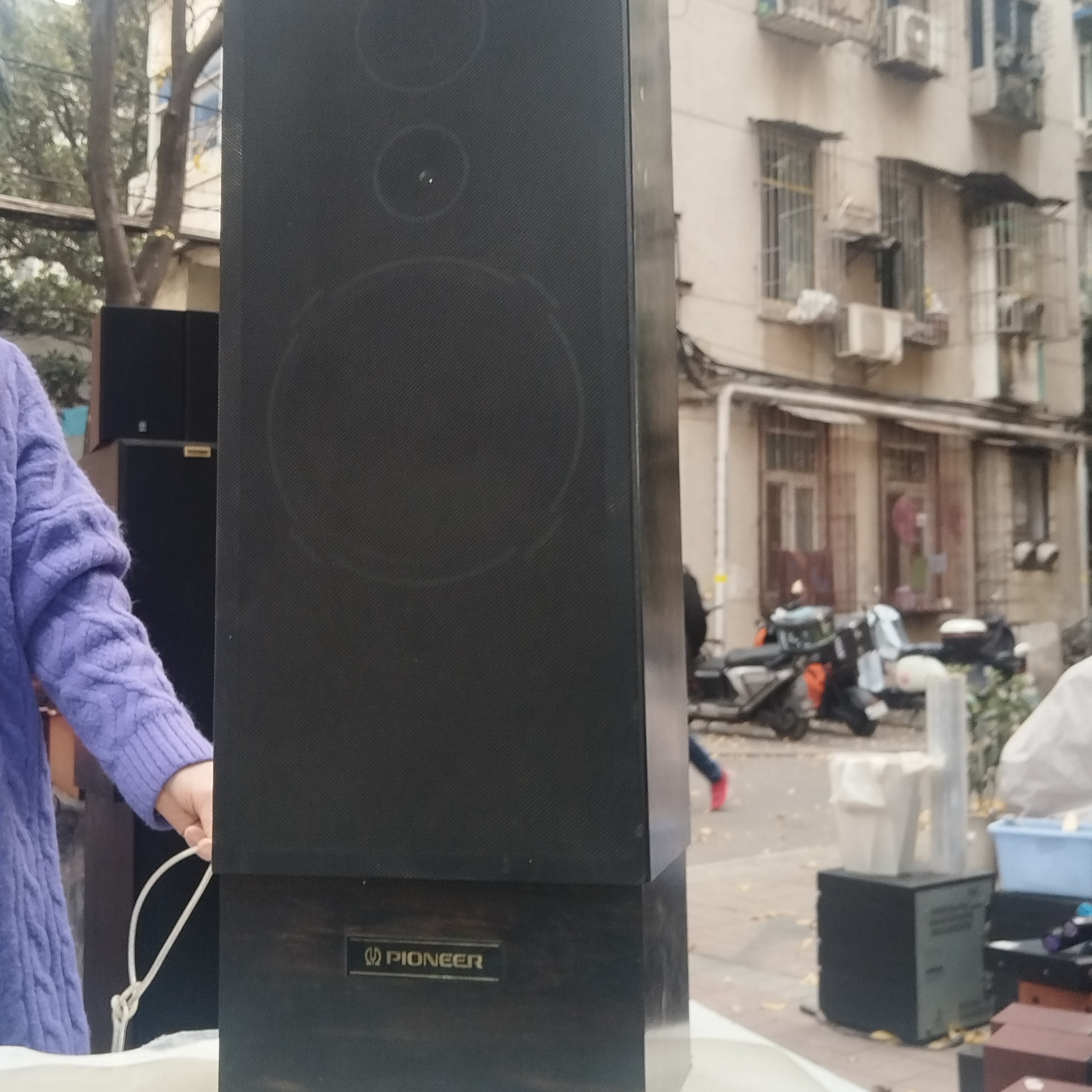 8新  先锋音响一对。不包邮，不支持七天无理由退货