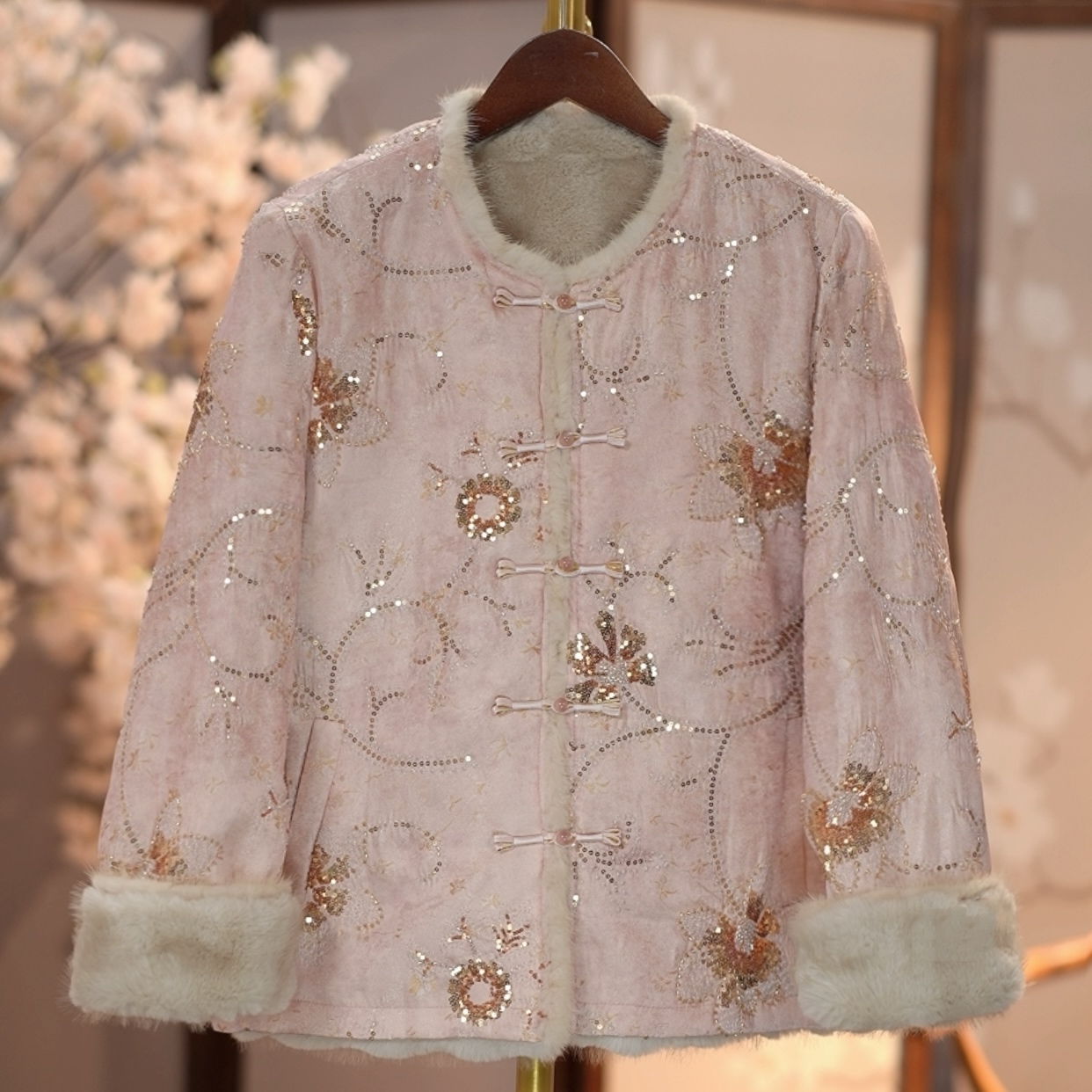 《梅影舞-双面穿》2025新中式国风刺绣女士长袖外套