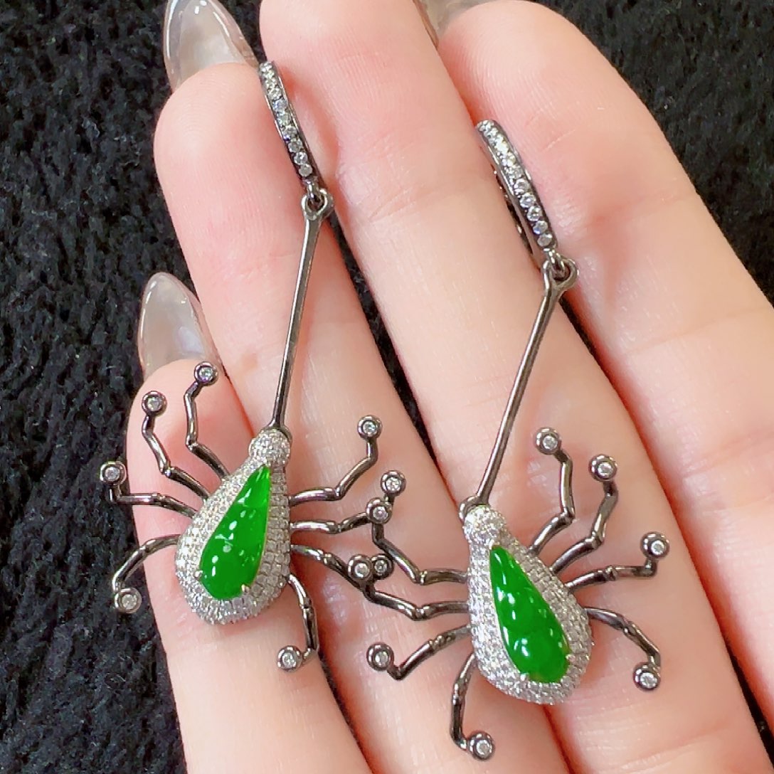 翡翠耳饰18K金镶嵌签收后24小时鉴赏期