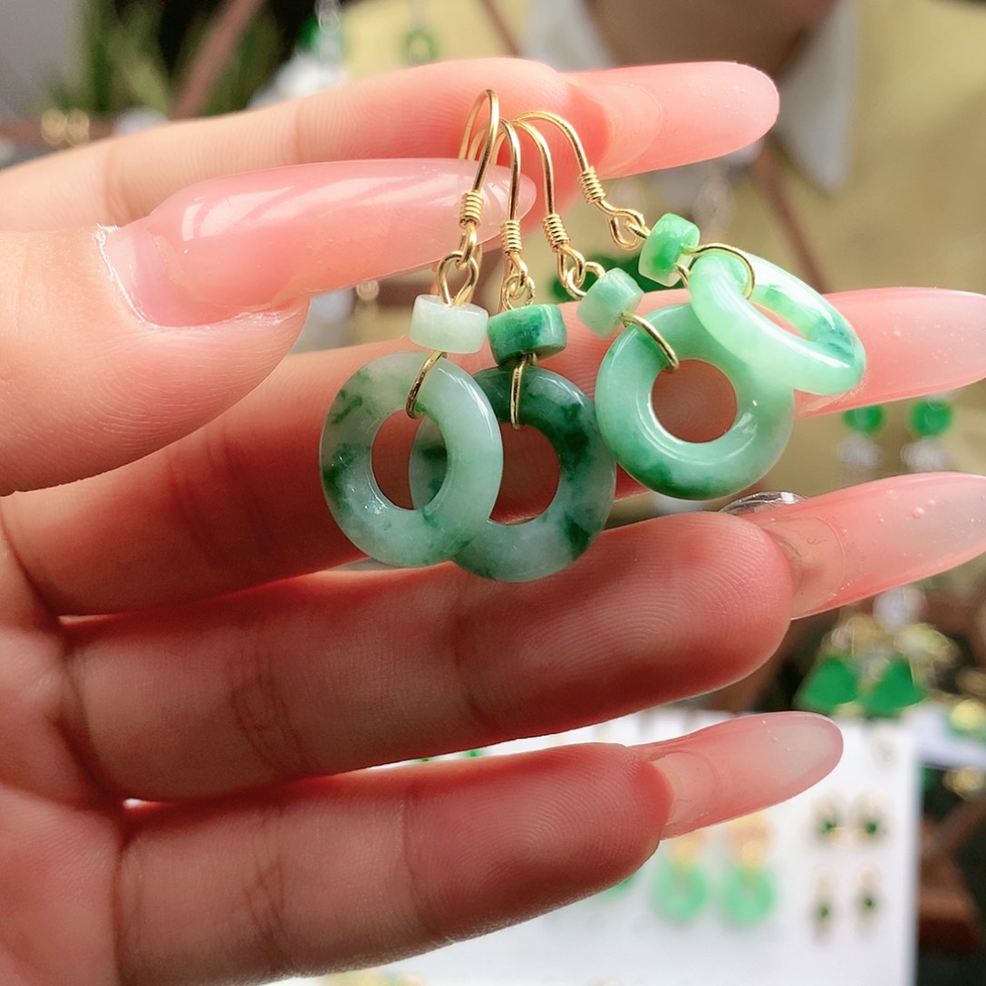 翡翠耳饰银S925镶嵌耳饰多样性发其一