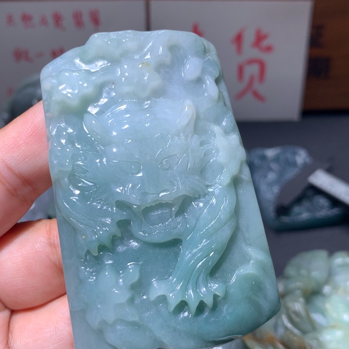 翡翠未镶嵌颈饰保真天然A货翡翠
