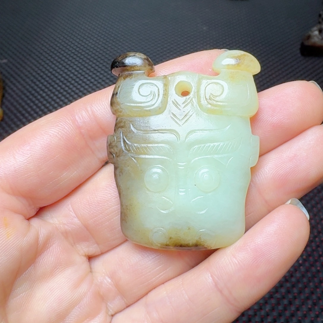 和田玉挂件未镶嵌