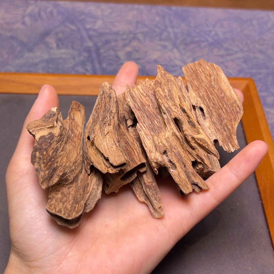 沉香沉香碎屑海南临高老虫漏31克福利