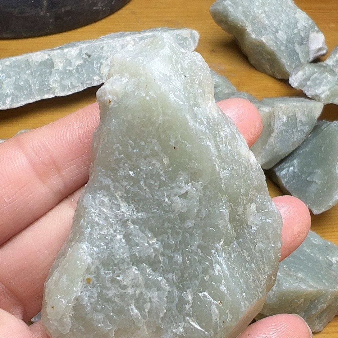 和田玉（糖玉）未镶嵌珠宝半成品