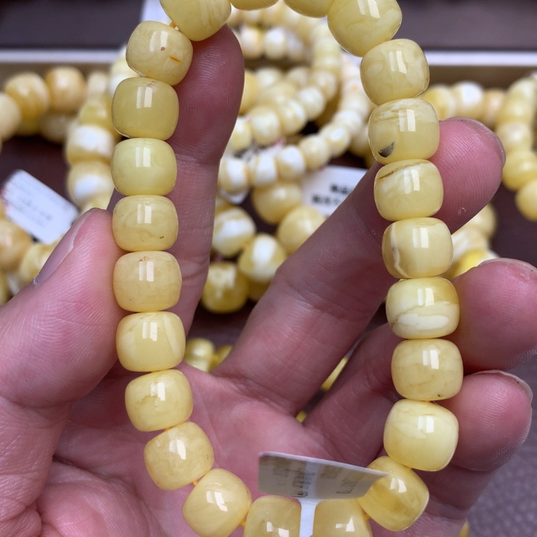 琥珀未镶嵌珠宝奇石14