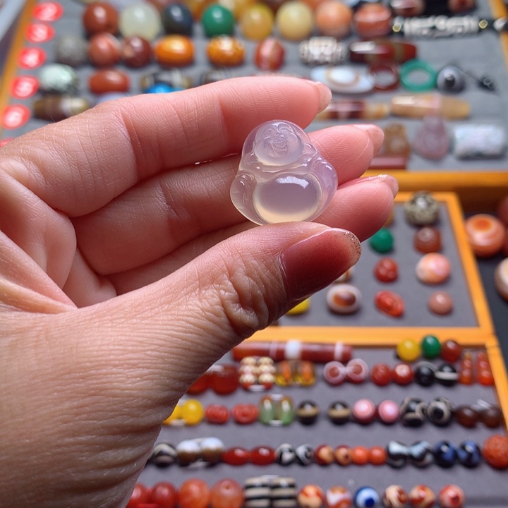 玛瑙/玉髓颈饰未镶嵌