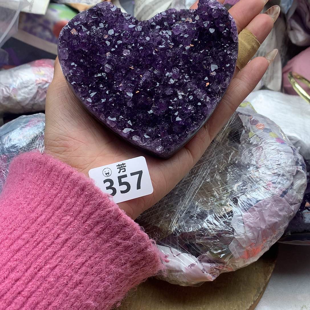 紫晶大型摆件（非配饰）未镶嵌