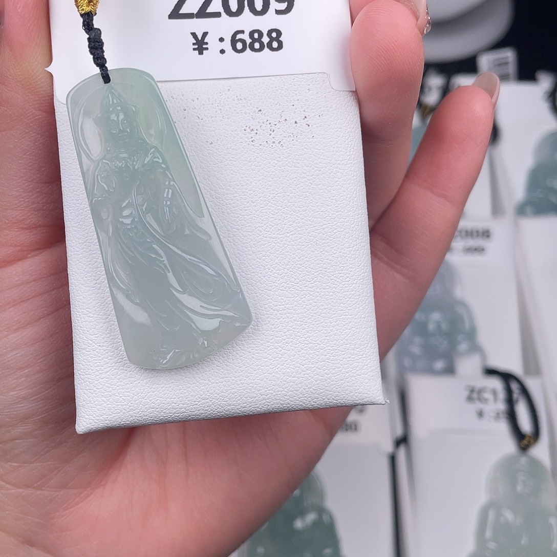 翡翠未镶嵌颈饰zz009