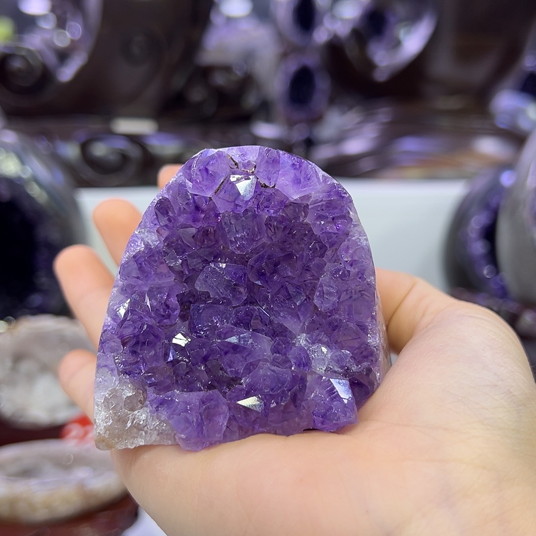 未镶嵌紫晶大型摆件（非配饰）