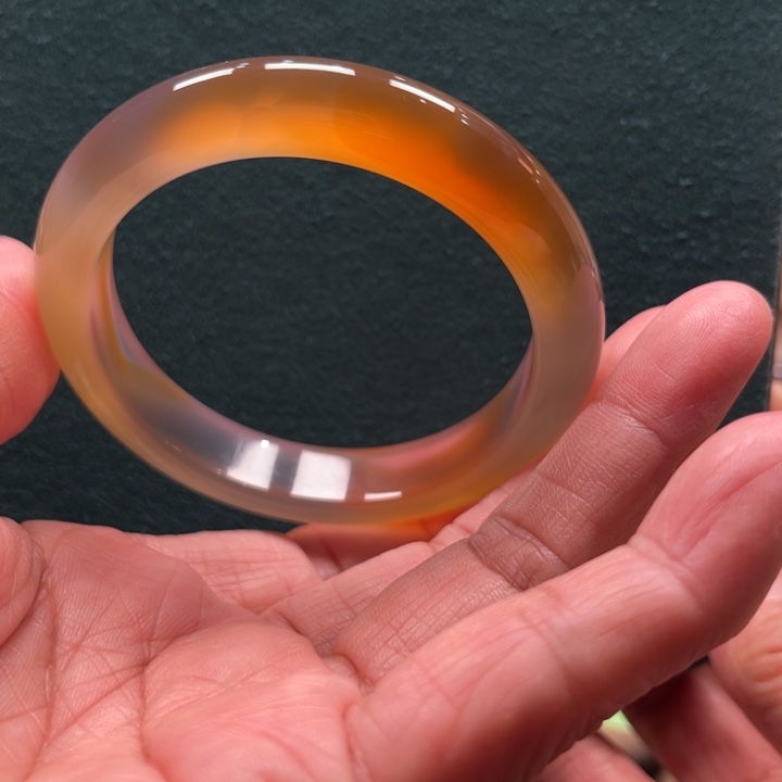 玛瑙/玉髓手镯未镶嵌