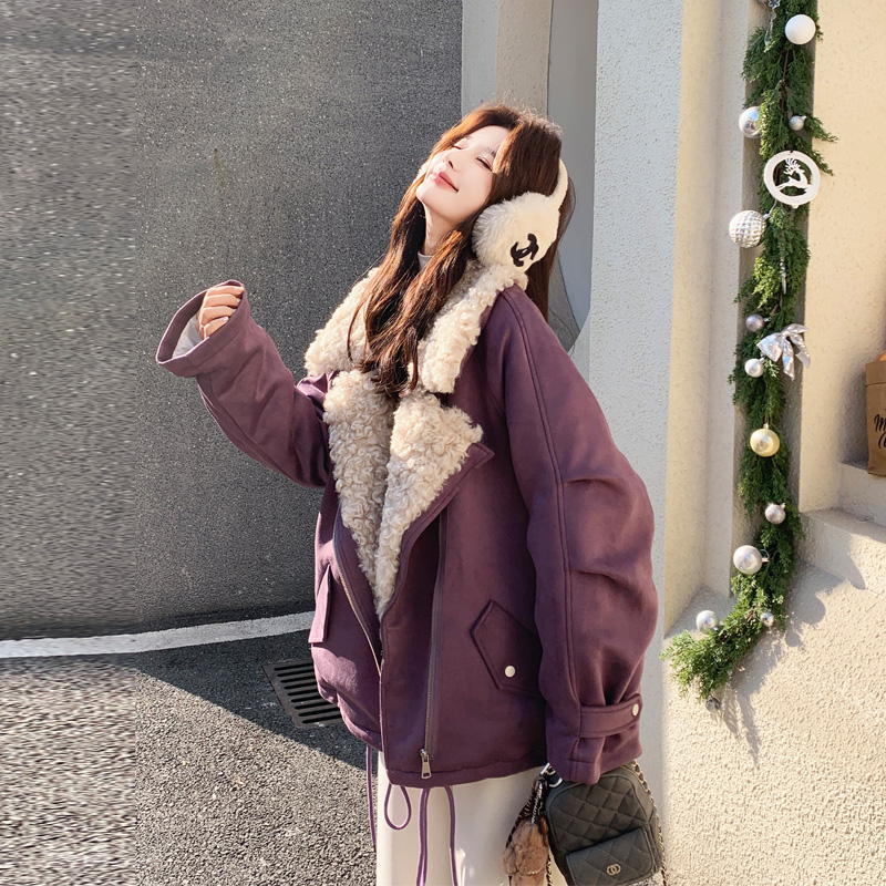 羊羔毛翻领甜酷风羽绒服2025冬季新款小众复古ins风松弛感厚外套