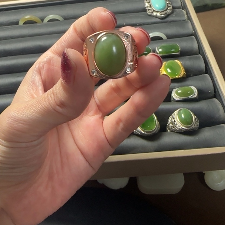 和田玉未镶嵌吊坠(不含链)