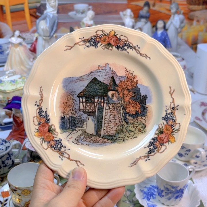 摆件欧洲中古瓷器好看冲鸭！