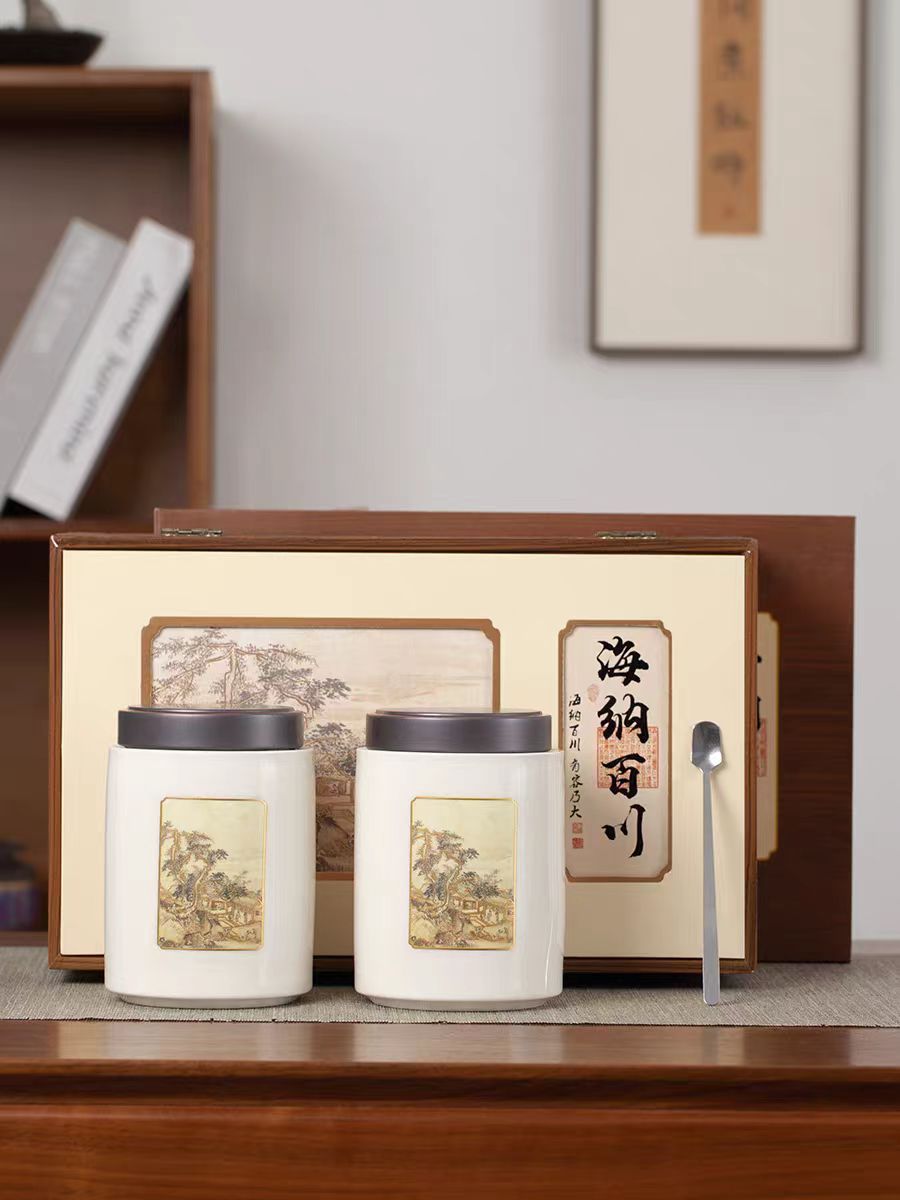 【顺丰发货】头采白毫银针白茶花香蜜香茶汤鲜甜陶瓷礼盒装