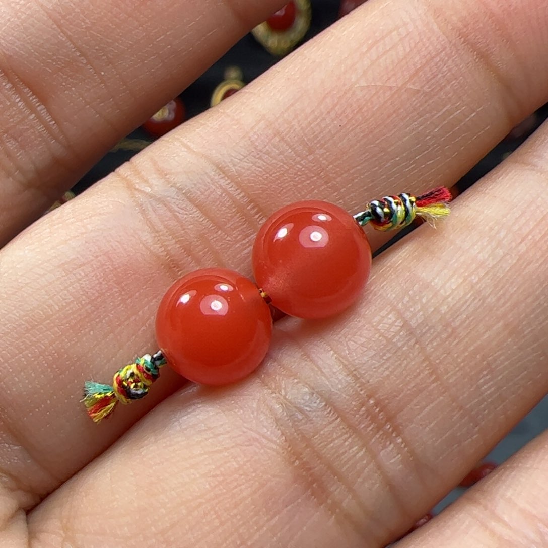 南红玛瑙珠子未镶嵌