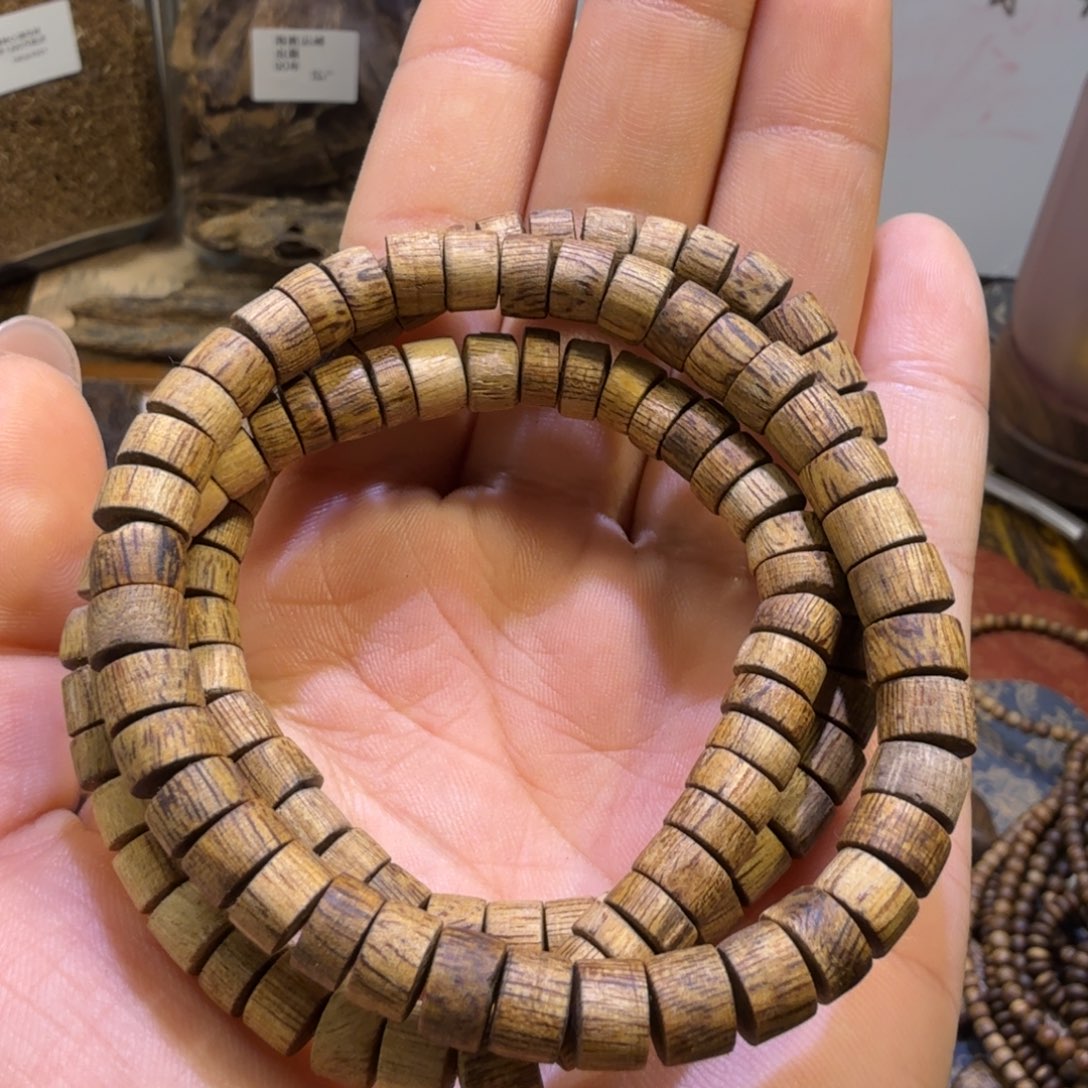 沉香碎屑沉香红油乌身06