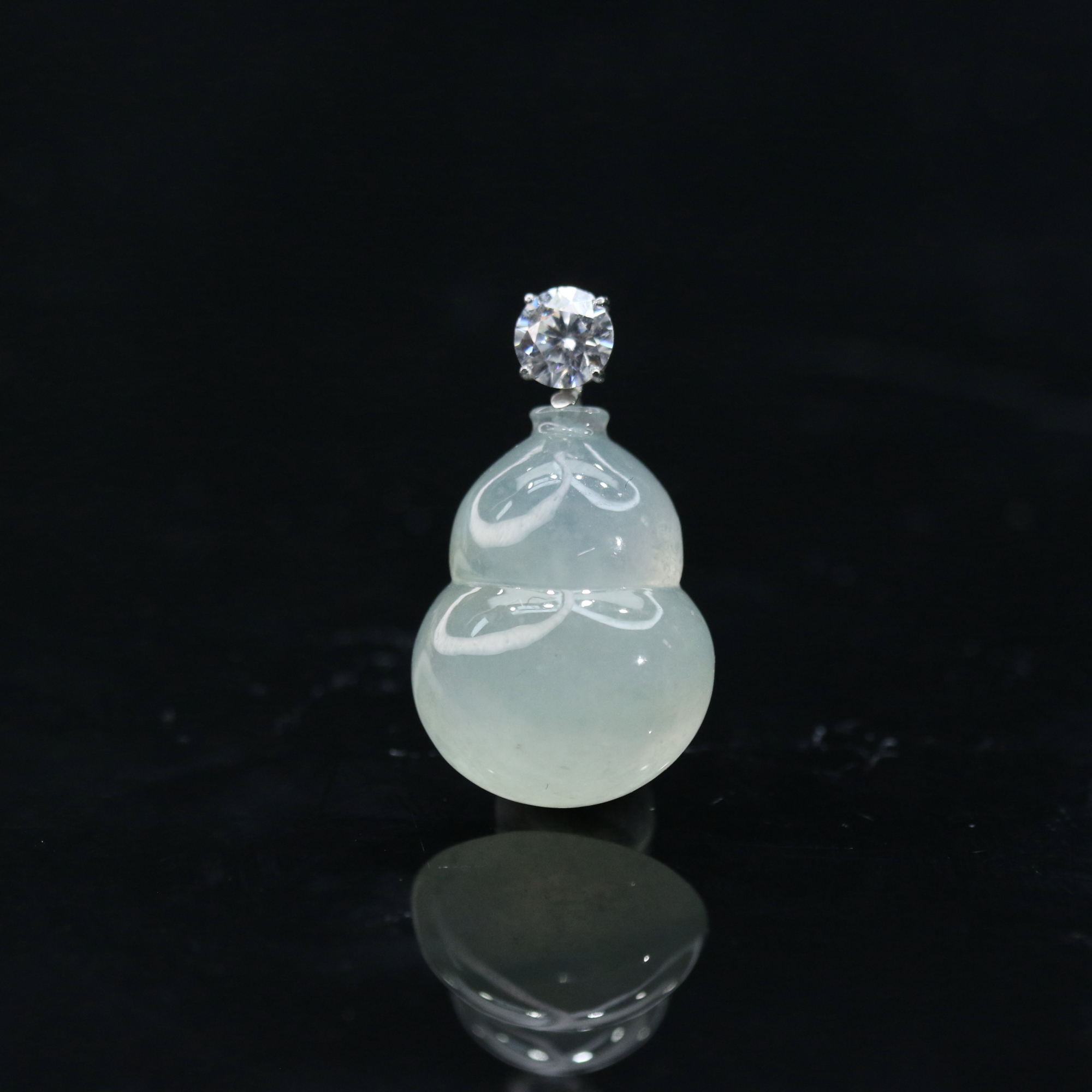 43天然缅甸翡翠A货18k葫芦/000400/上海嘉禾拍卖