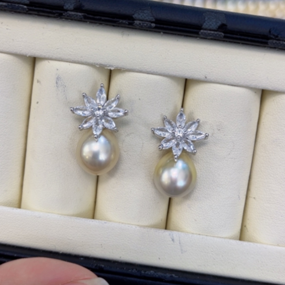 【闪购商品】海水珍珠耳饰未镶嵌