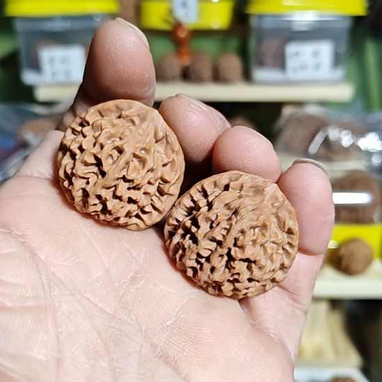 33尺寸，秦岭，三角桩秦闷有瑕疵