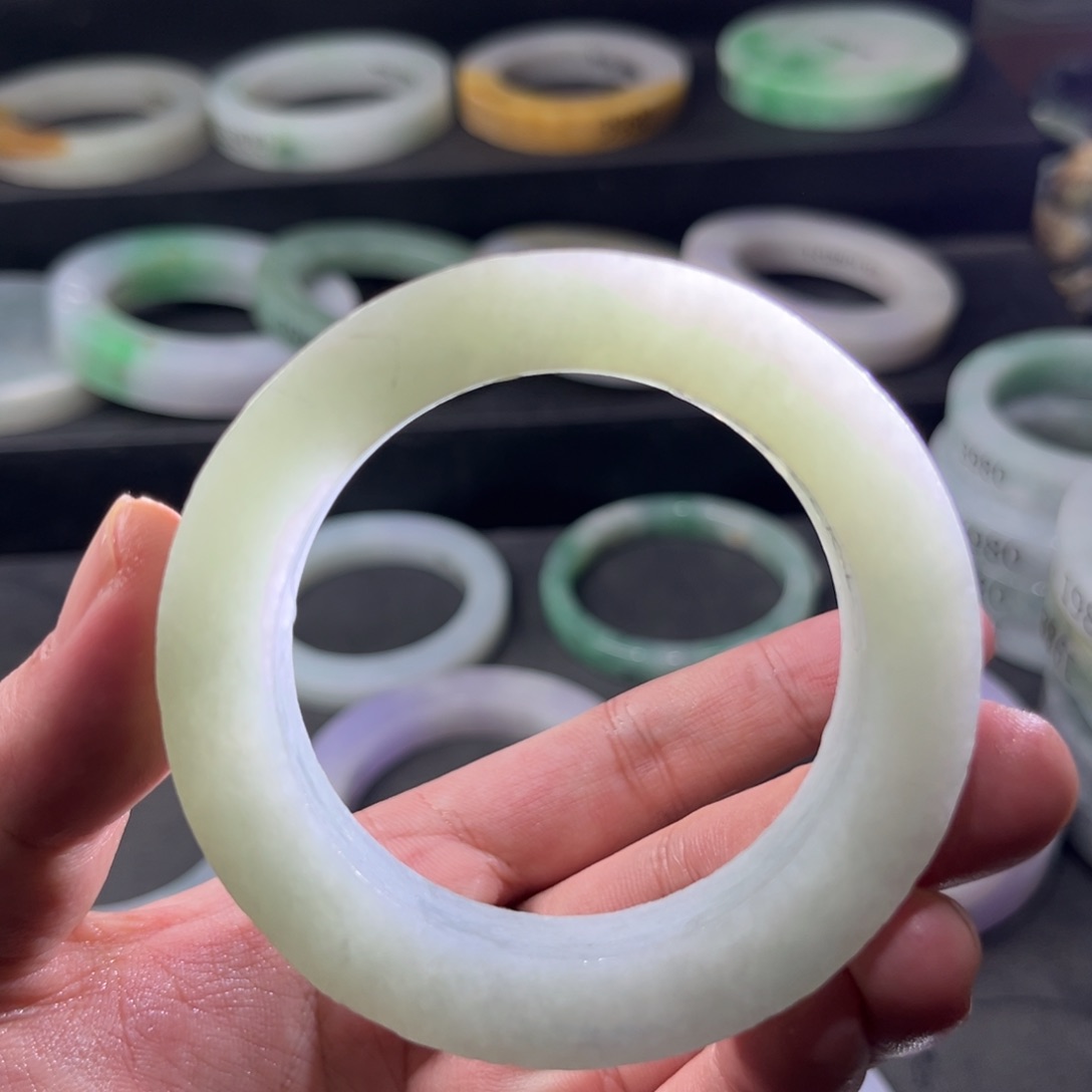 定制翡翠手镯未镶嵌