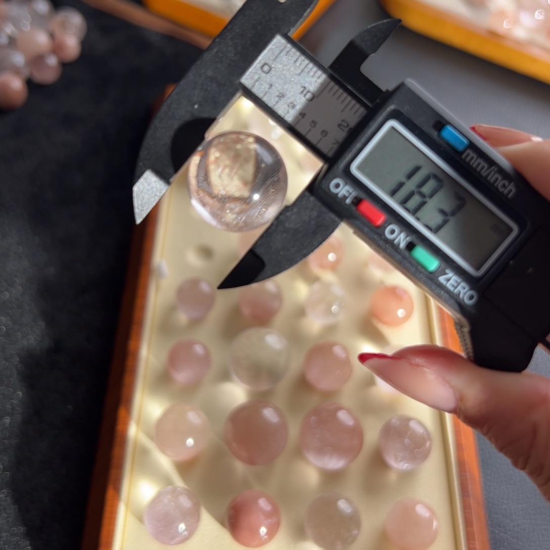 蹦***跶水晶手链未镶嵌18.3m定制不退不换