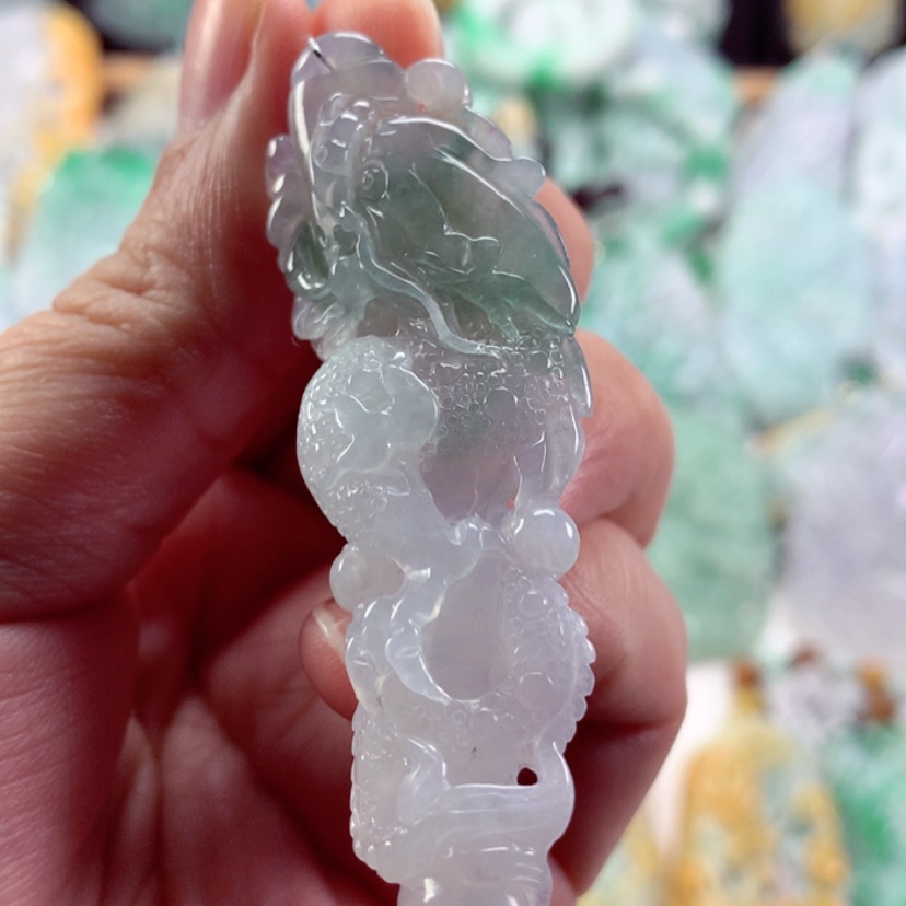 【闪购商品】翡翠吊坠(不含链)未镶嵌