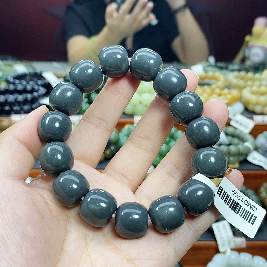 手链未镶嵌和田玉