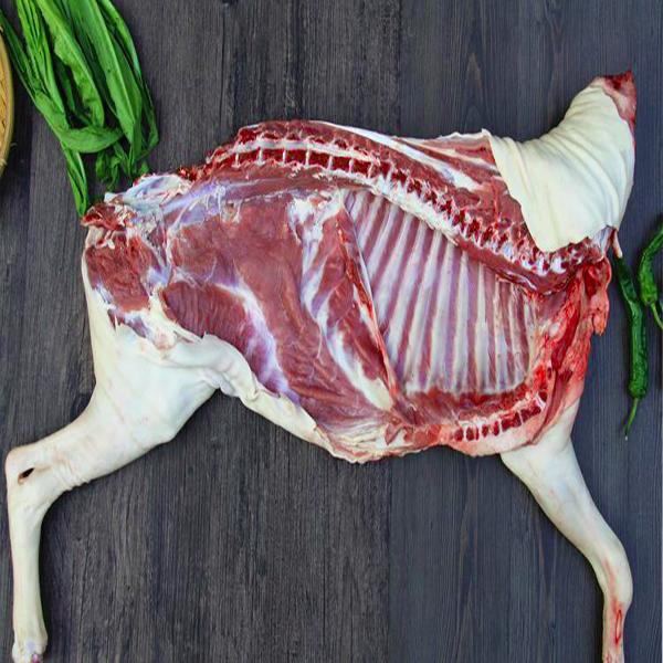 半只山羊，苏北散养半年左右小山羊，口感细腻，默认整块 ，鲜肉称重分割有损耗