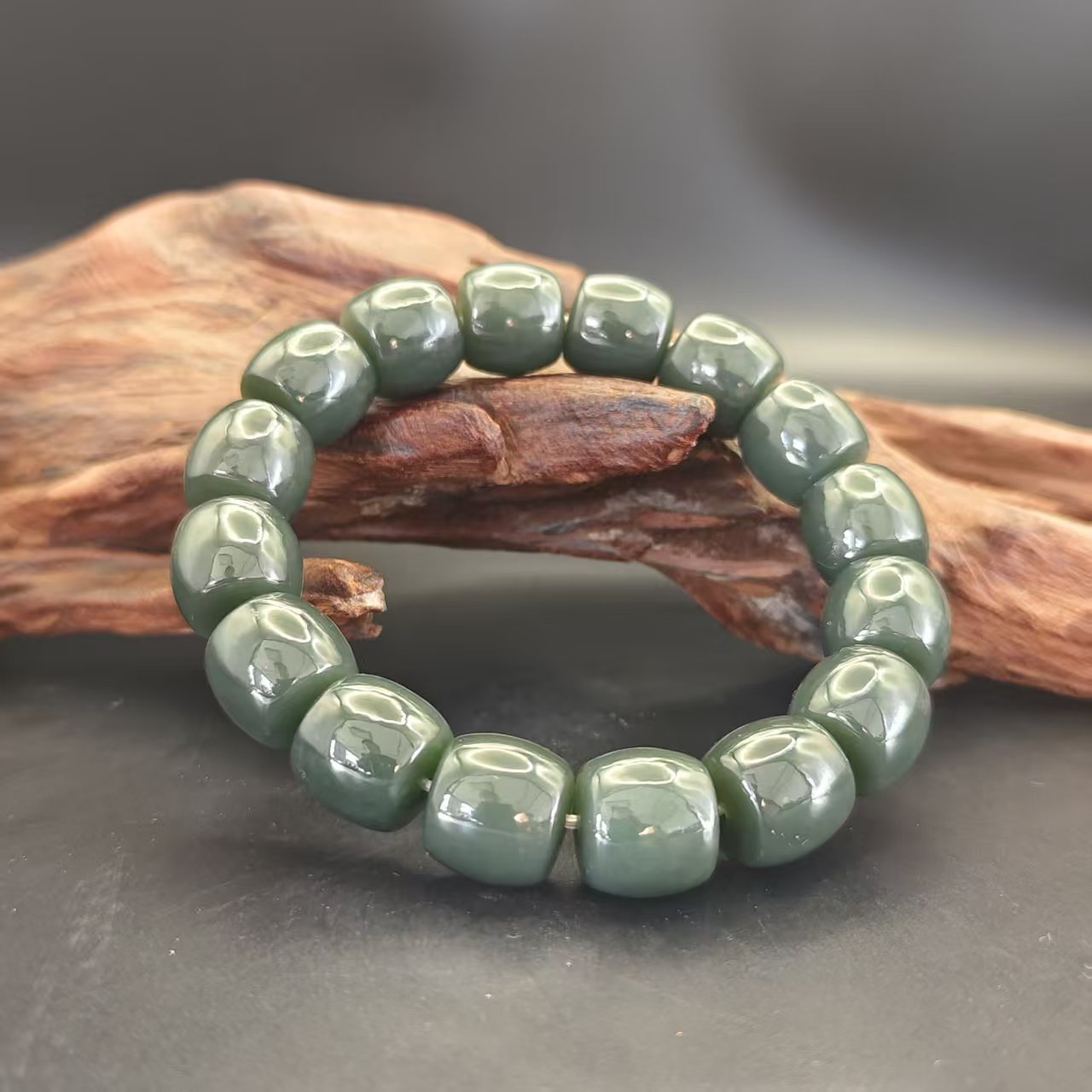 Q和田玉且末桶珠手串（卡14）1227