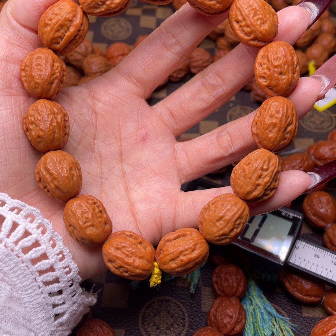 文玩核桃吊坠粗筋八棱