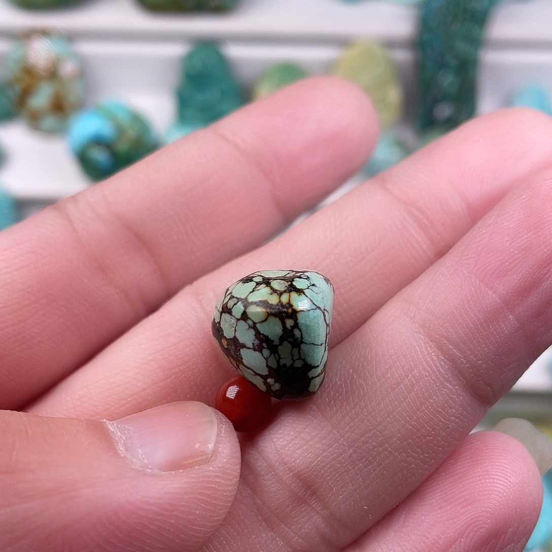 南红玛瑙未镶嵌颈饰