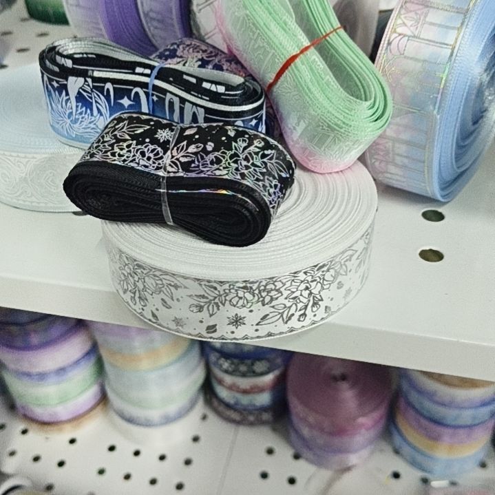 织绣零零零茉莉白