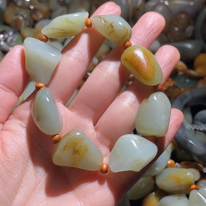 未镶嵌手链和田玉卧*居