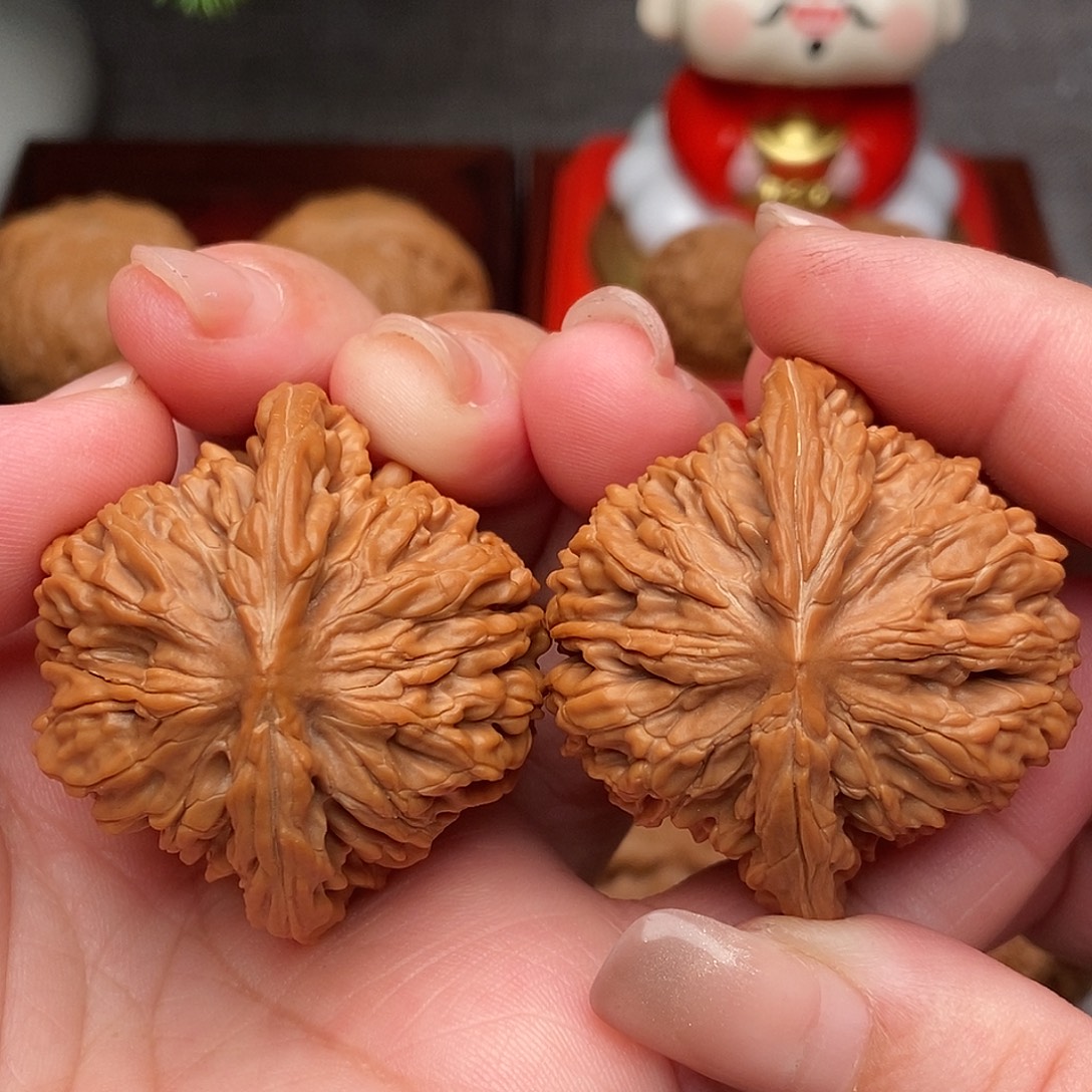 文玩核桃把件43全品绝配汉高楼