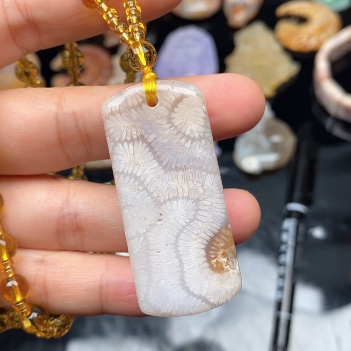 硅化珊瑚（珊瑚玉）手镯未镶嵌