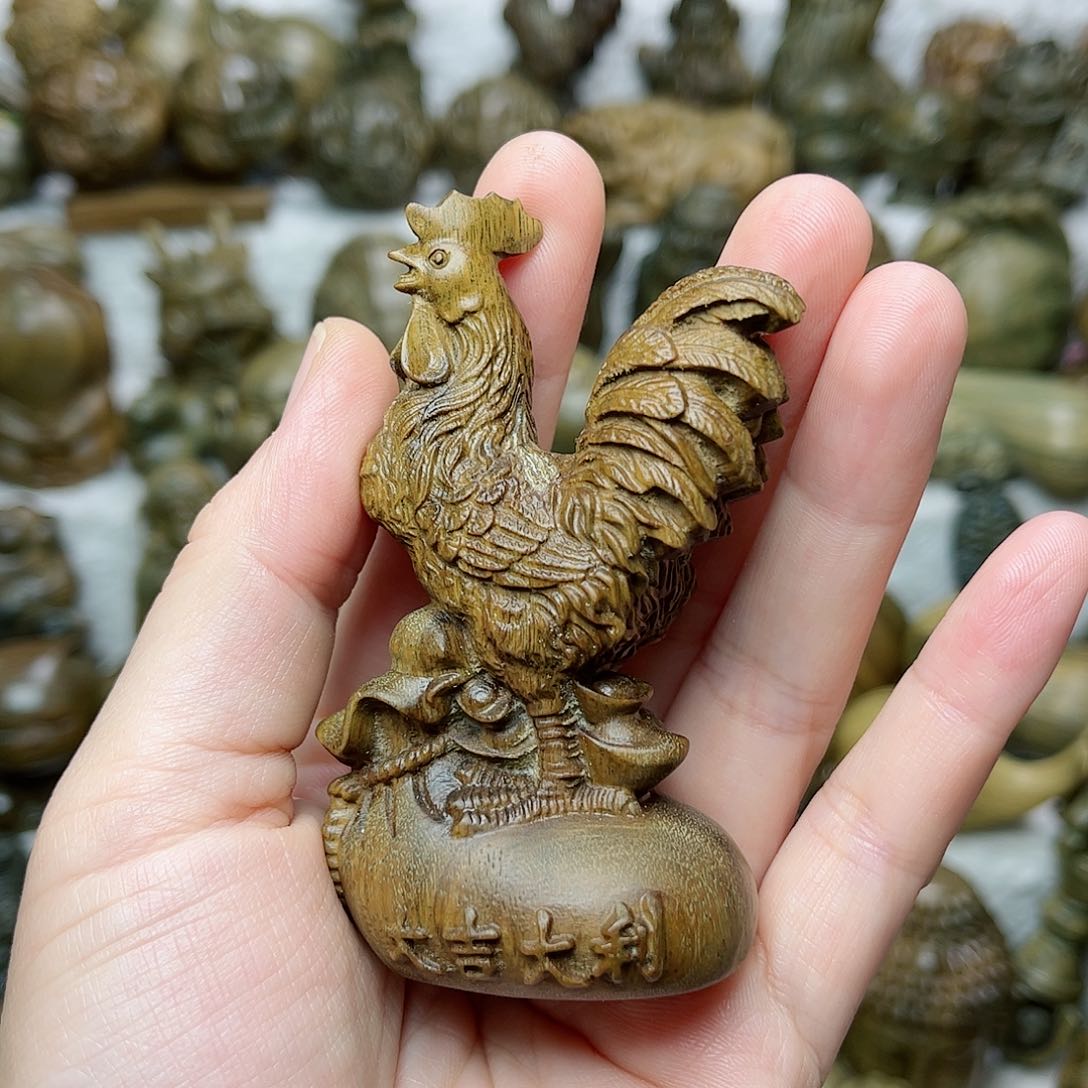 维腊木（绿檀）大公鸡