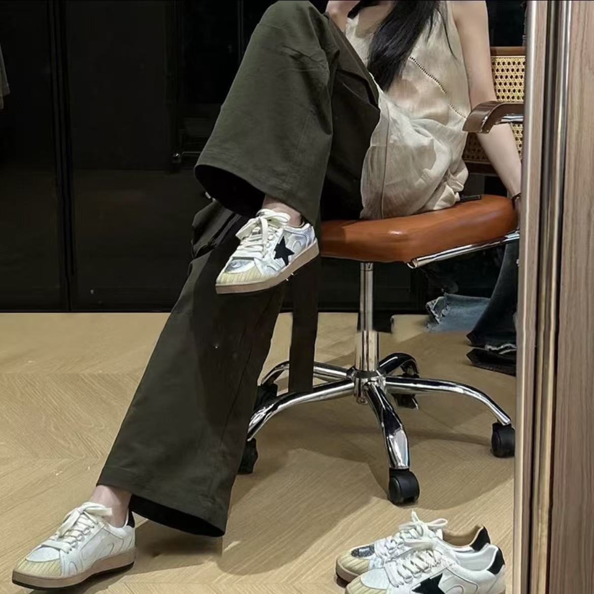 韩版时尚休闲鞋百搭2025新款女鞋拼色板鞋德训鞋复古做旧星星板鞋