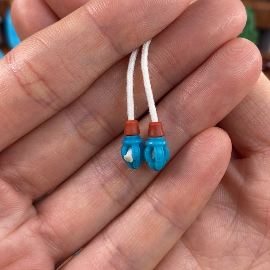 绿松石未镶嵌。莲花弟子珠