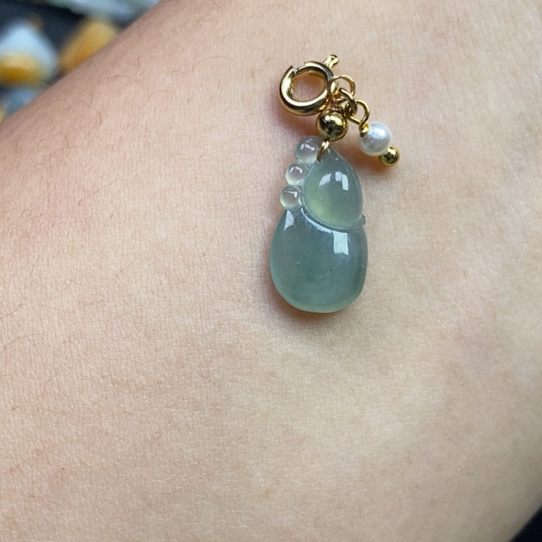 翡翠合金颈饰葫芦