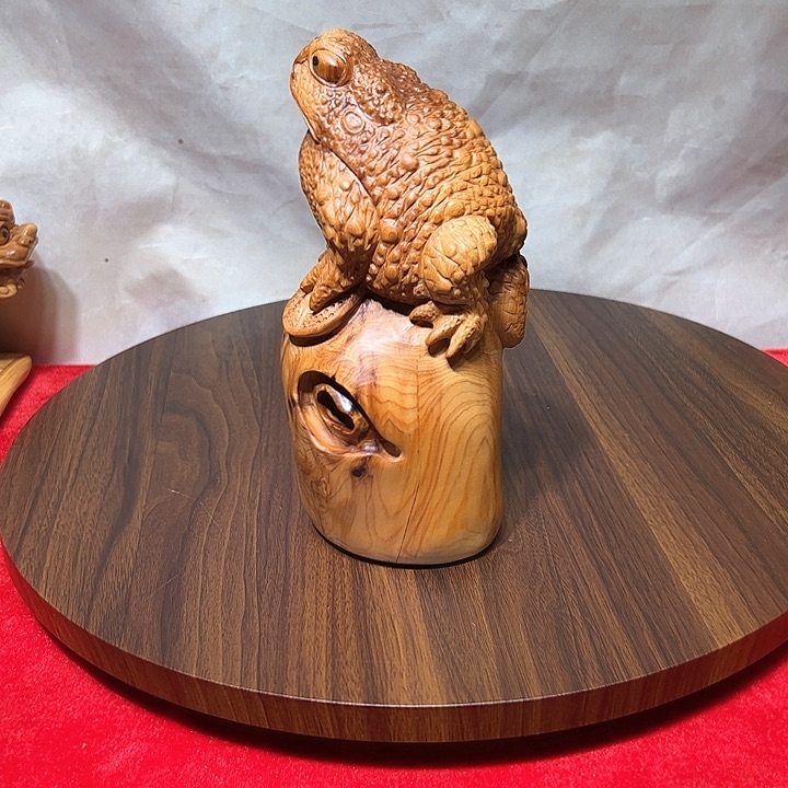 柏木（崖柏）何*崖柏手工雕刻呱呱