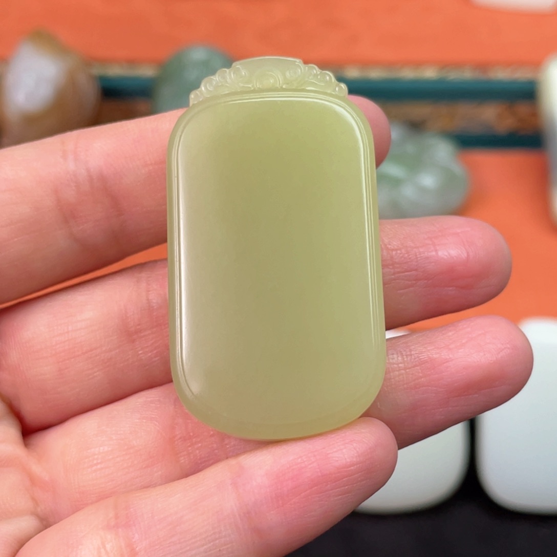 和田玉挂件未镶嵌