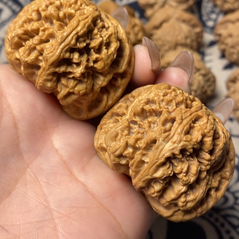 【闪购商品】文玩核桃吊坠用****6粗筋。花