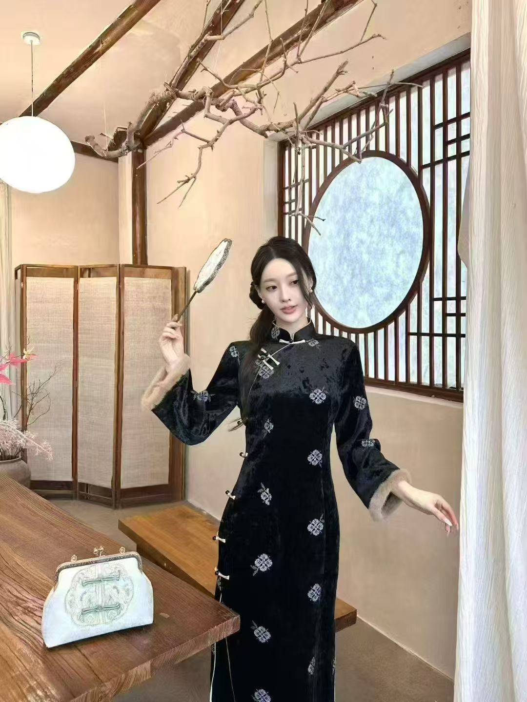 风华《冬宴》冬款黑色旗袍新中式日常复古风气质时尚国风中长款网红