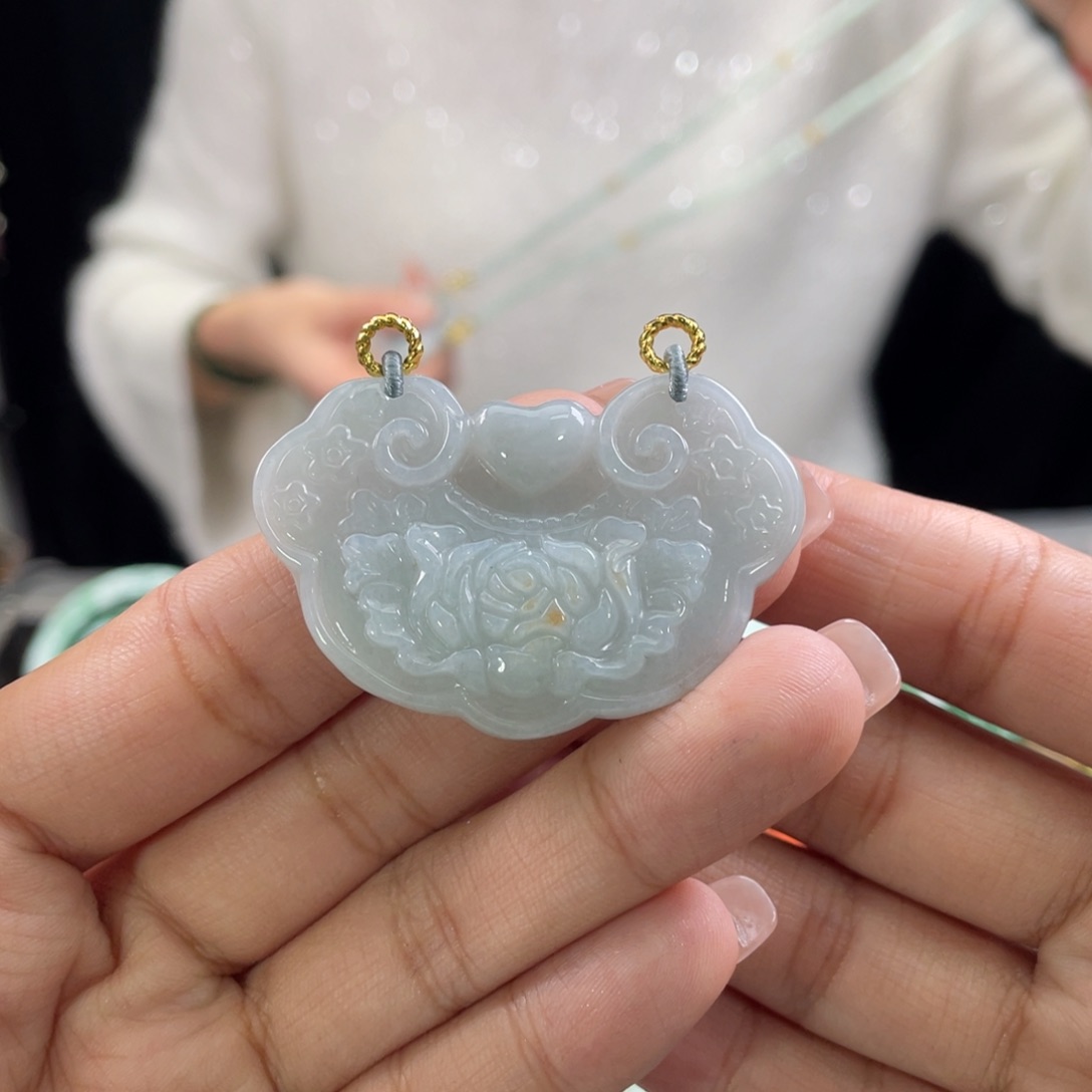 翡翠颈饰未镶嵌代编织