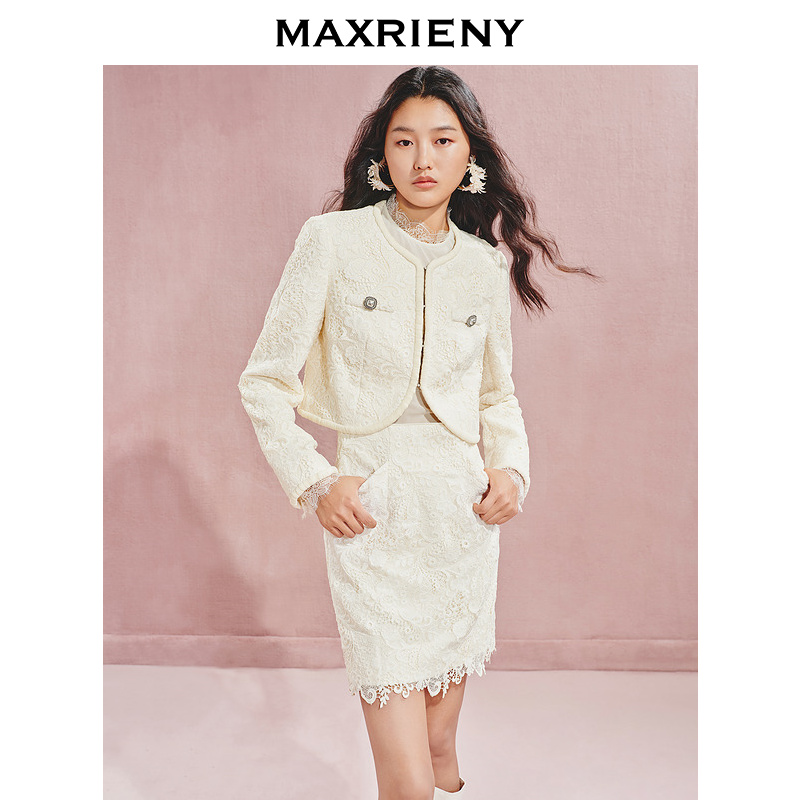 【CiCi专属】MAXRIENY宫廷风边缘抽褶蕾丝截短外套款拜年服