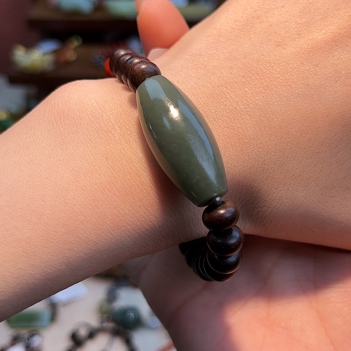 和田玉未镶嵌手链